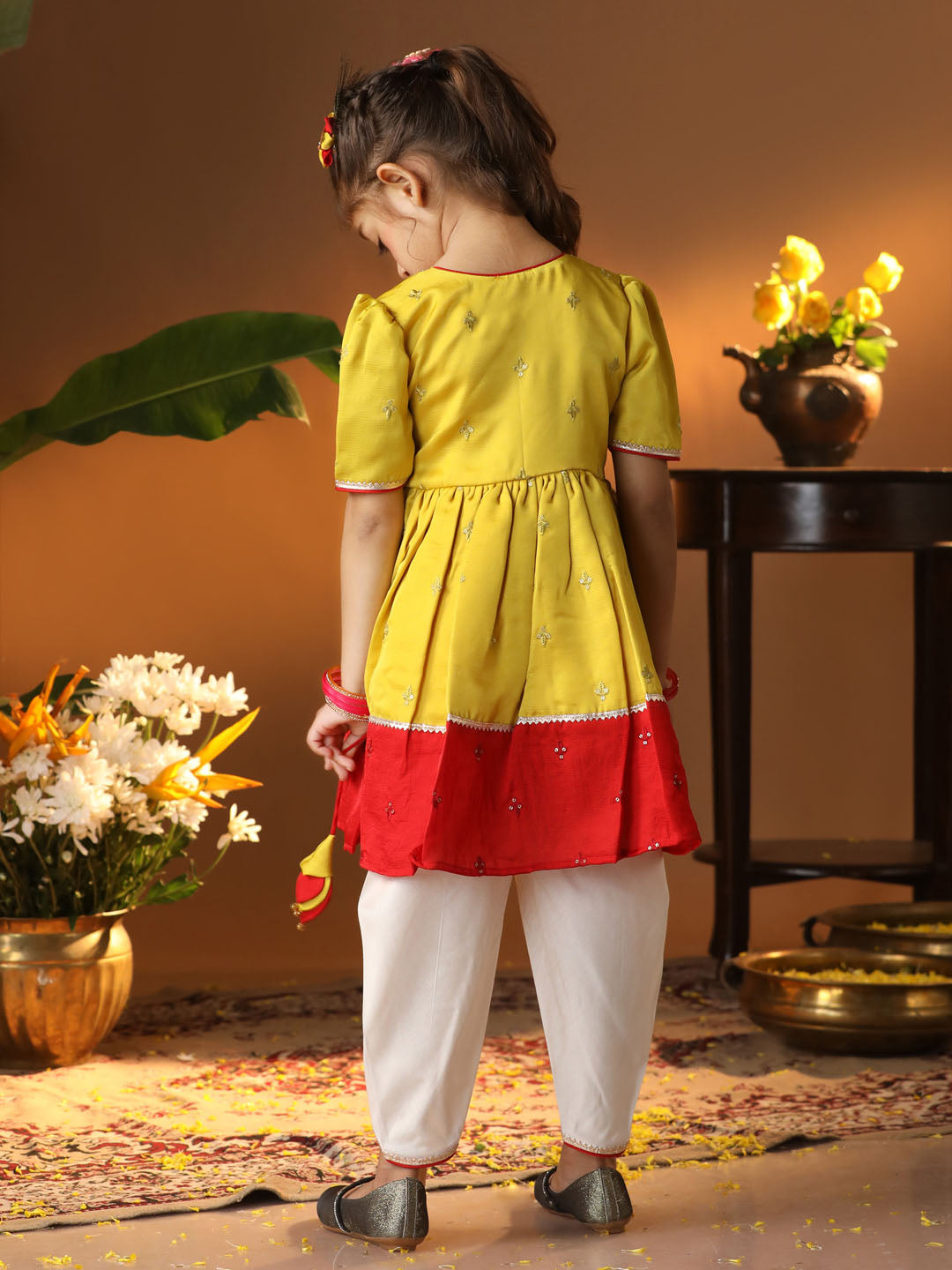 VASTRAMAY Girls' Yellow And Cream Dhoti Kurta Set - qivii
