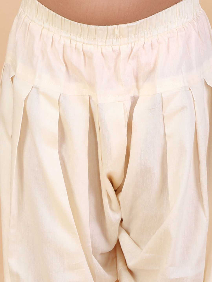 VASTRAMAY Girls' Pink Printed Kurta & Cream Patiala Set - qivii