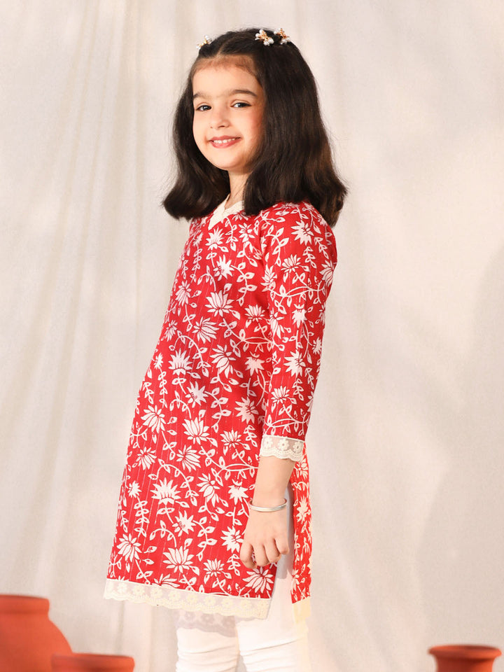 VASTRAMAY Girls' Red Only Kurta - qivii