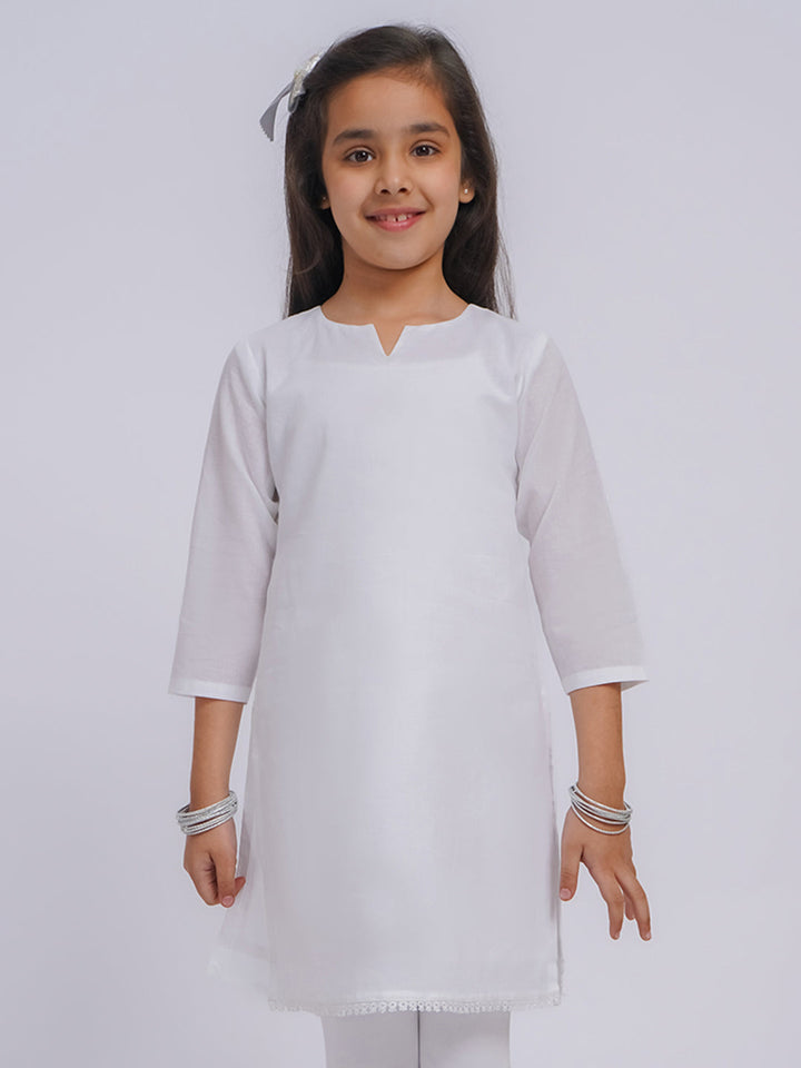 VASTRAMAY Girls' White Only Kurta - qivii