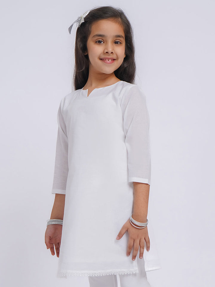 VASTRAMAY Girls' White Only Kurta - qivii
