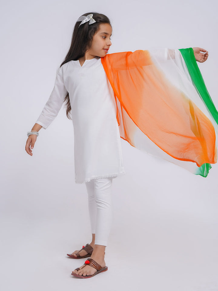 VASTRAMAY Girls' White Kurta, Leggings and Dupatta - qivii
