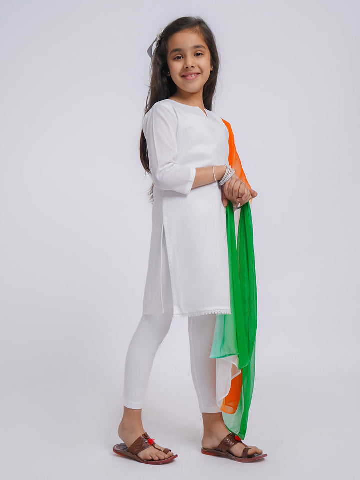 VASTRAMAY Girls' White Kurta, Leggings and Dupatta - qivii