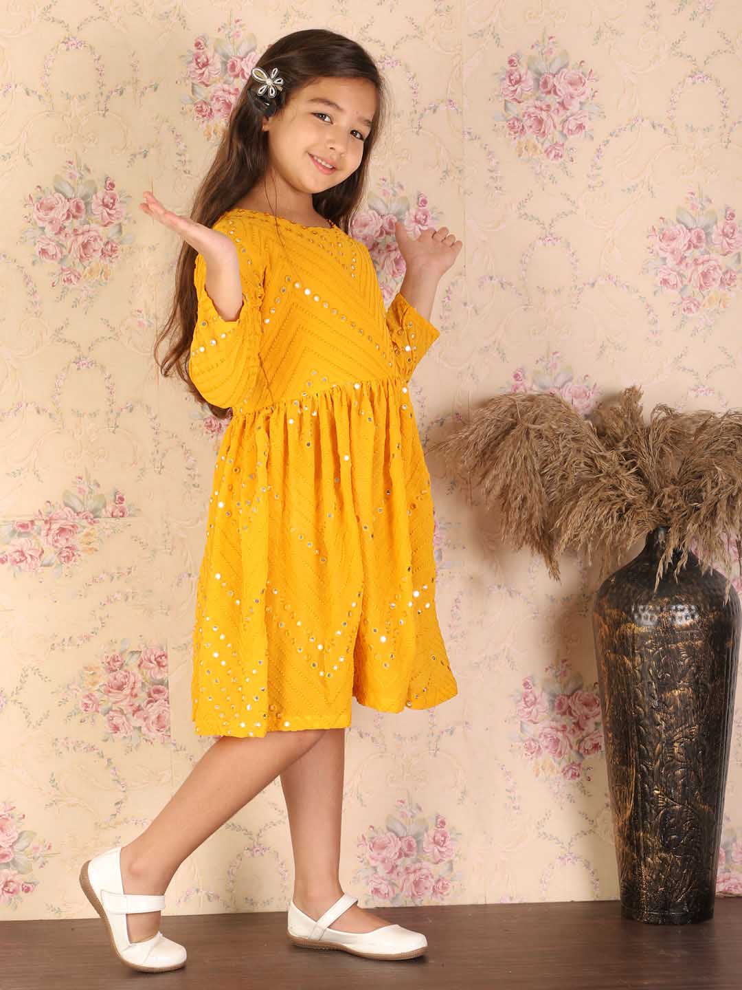 VASTRAMAY Girl's Yellow Mirror Kurta - qivii