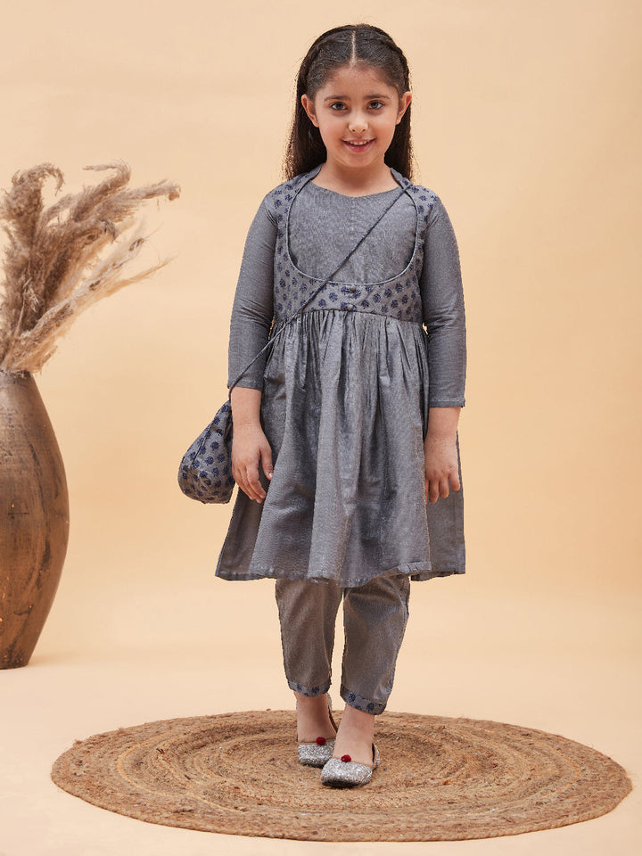 VASTRAMAY Girls Grey Anarkali Kurta Pyjama Set With Potli Bag - qivii