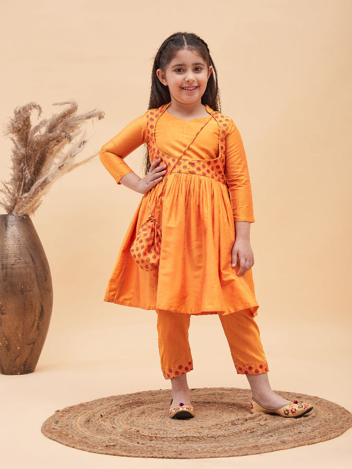 VASTRAMAY Girls Orange Anarkali Kurta Pyjama Set With Potli Bag - qivii
