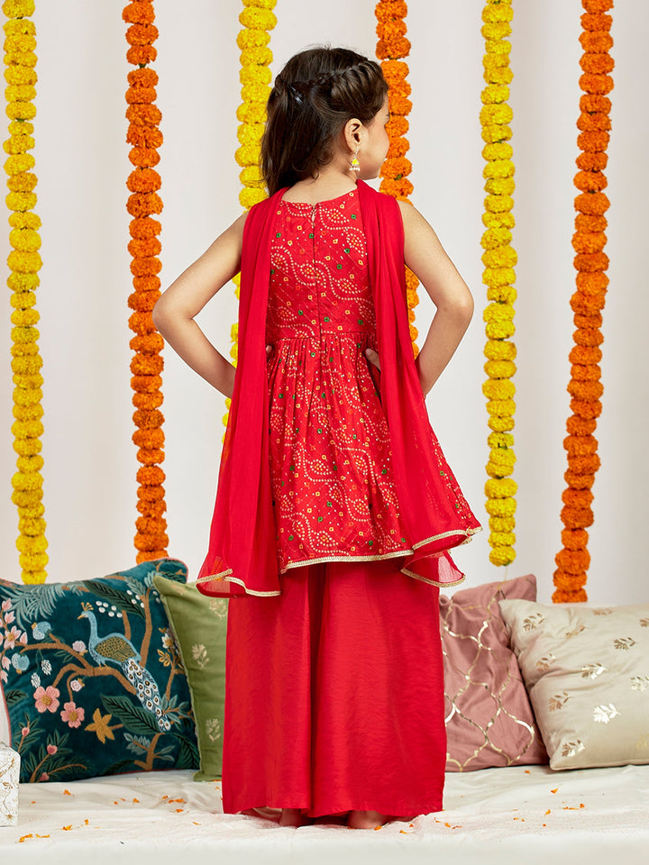VASTRAMAY Girls' Red Kurta Palazzo Set - qivii