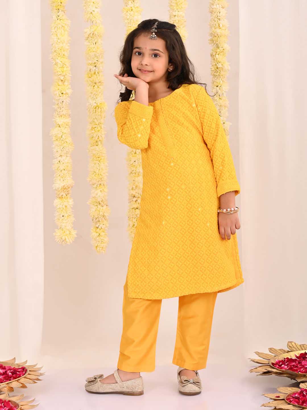 VASTRAMAY Girls' Yellow Embellished Kurta Pyjama Set - qivii