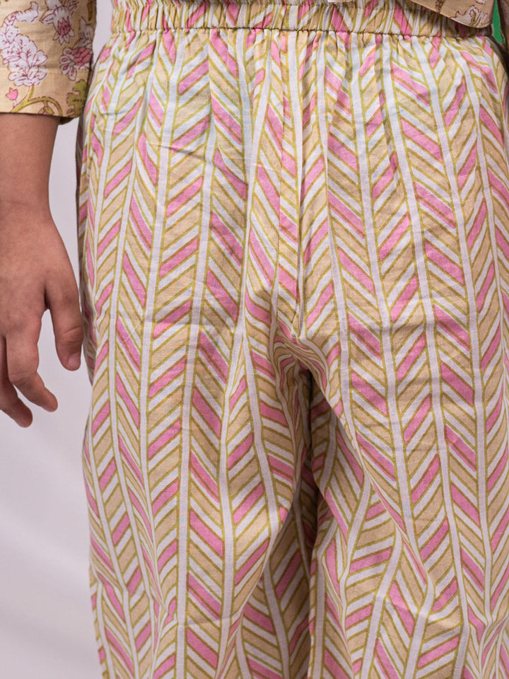 VASTRAMAY Girls' Yellow Printed Kurta Patiala Set - qivii