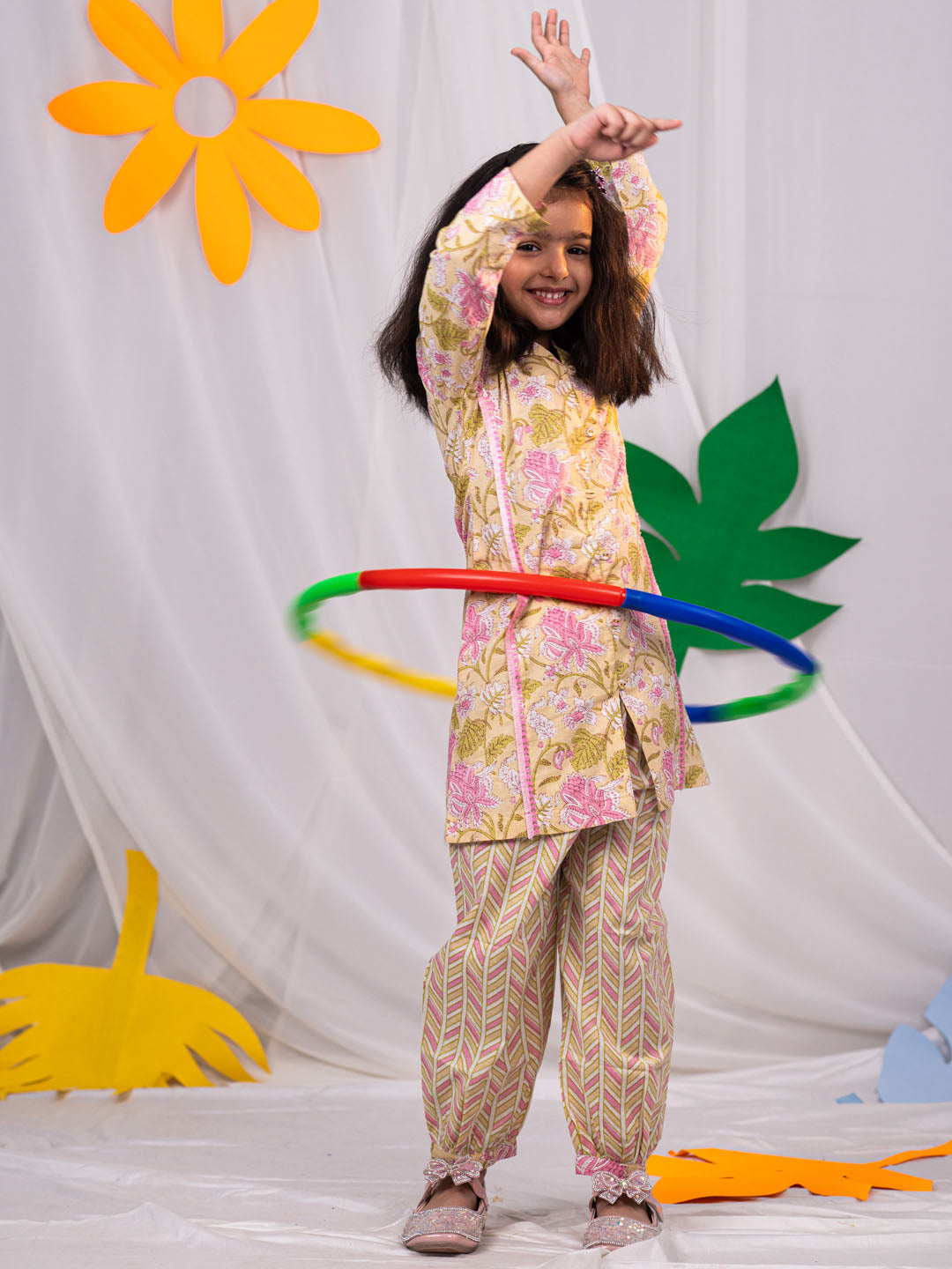 VASTRAMAY Girls' Yellow Printed Kurta Patiala Set - qivii