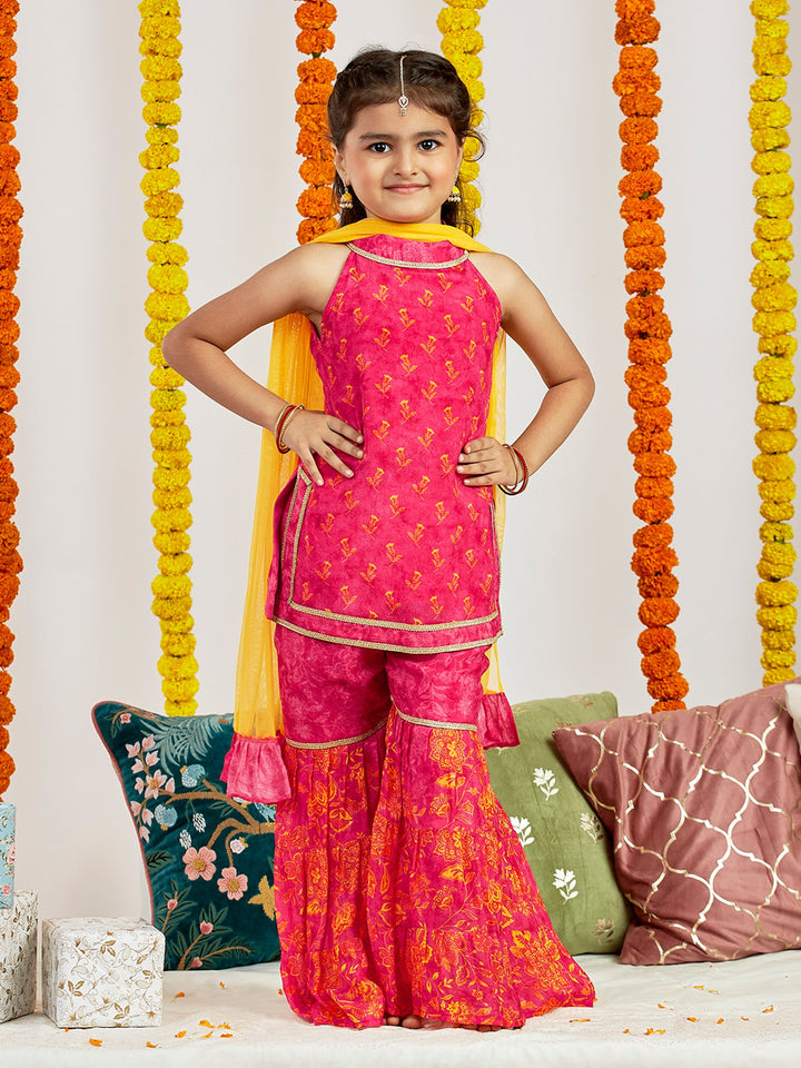 VASTRAMAY Girls' Pink Kurta Sharara And Dupatta Set - qivii