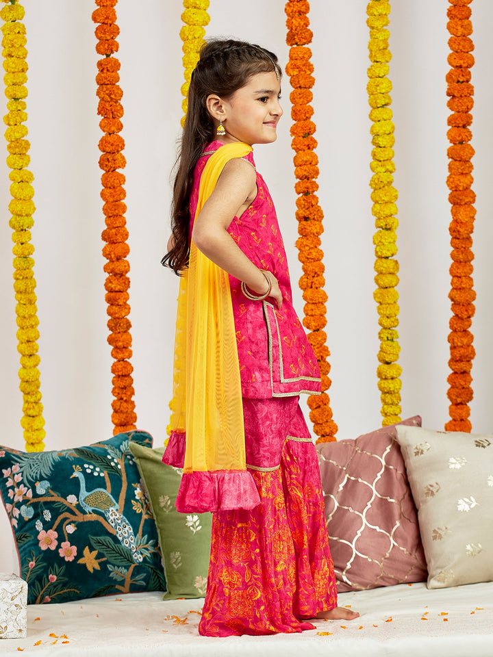 VASTRAMAY Girls' Pink Kurta Sharara And Dupatta Set - qivii