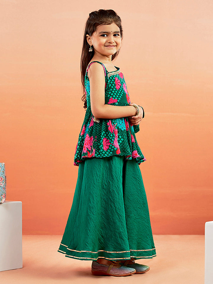 VASTRAMAY Girls' Green Kurta Palazzo Set - qivii