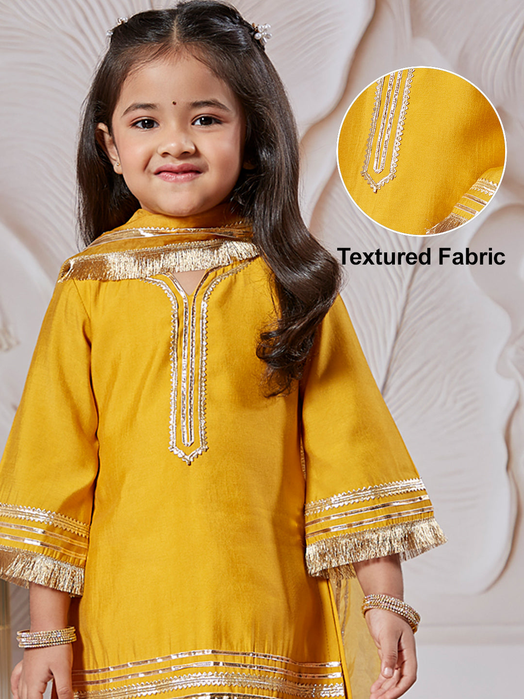 VASTRAMAY Girls' Kurta Set With Dupatta - qivii