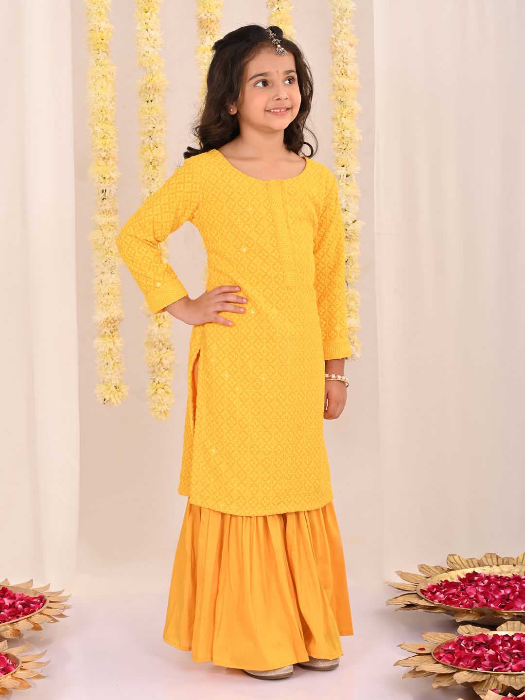 VASTRAMAY Girls' Yellow Embellished Kurta Palazzo Set - qivii