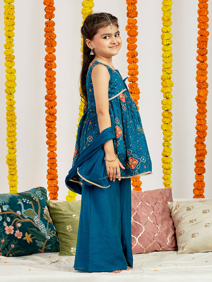VASTRAMAY Girls' Turquoise Blue Kurta Palazzo Set - qivii