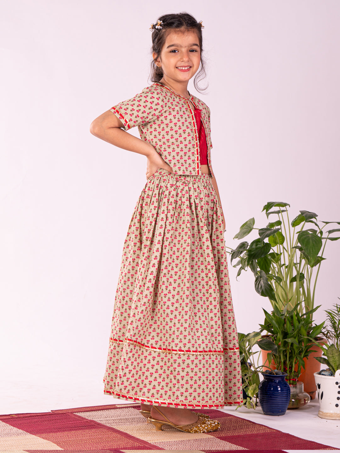 VASTRAMAY Girls' Mint Green And Red Lehenga Set - qivii