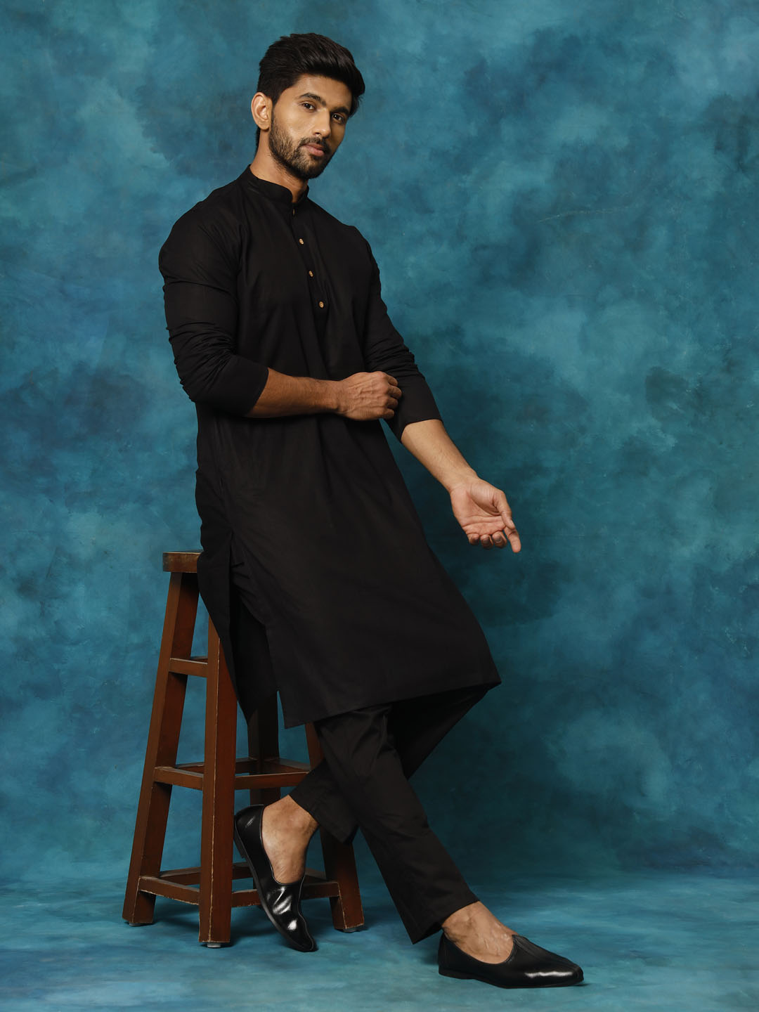 Men's Black Cotton Blend Kurta Pyjama Set