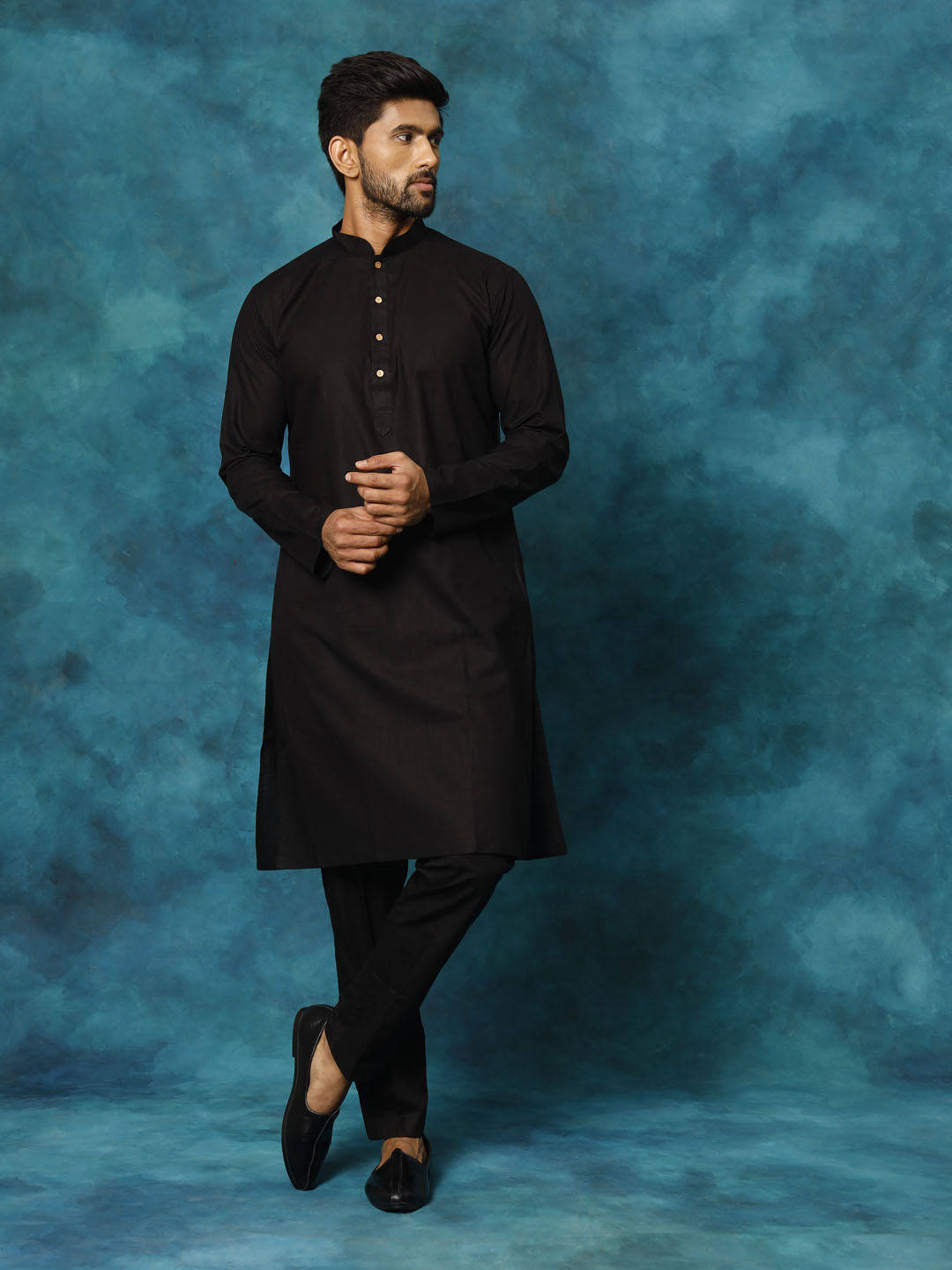 Men's Black Cotton Blend Kurta Pyjama Set