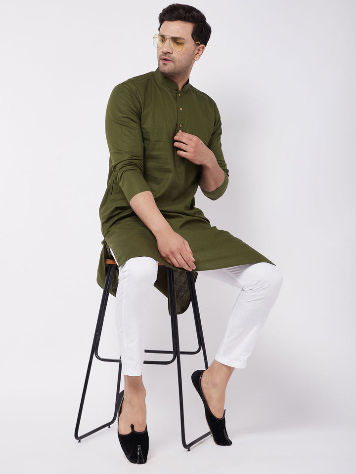 Men's Mehendi Green Solid Cotton Blend Kurta And White Cotton Pant Set