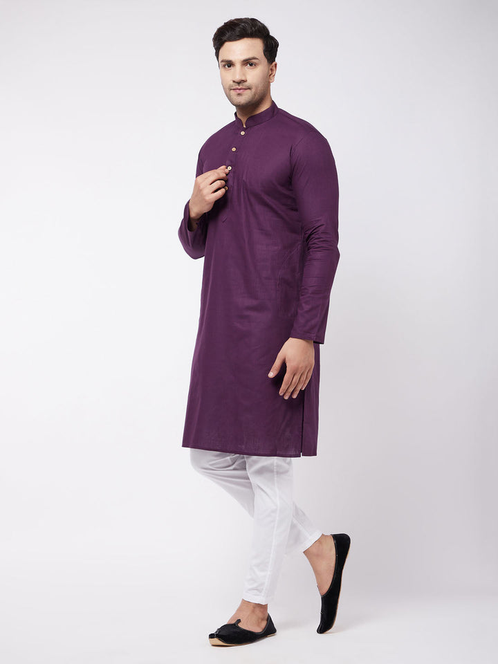 Men's Purple  Solid Cotton Blend Kurta And White Pyjama Set