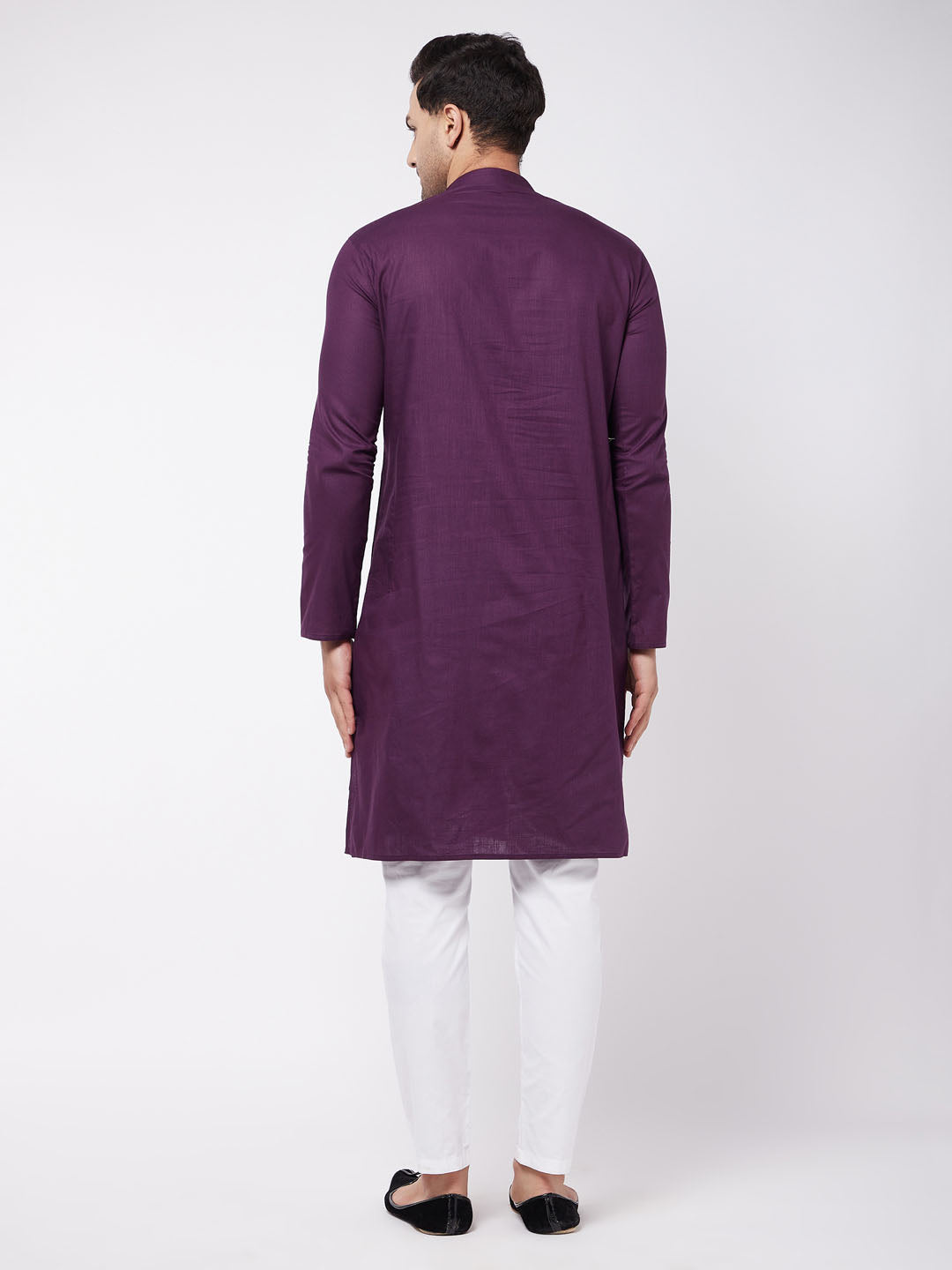 Men's Purple  Solid Cotton Blend Kurta And White Pyjama Set