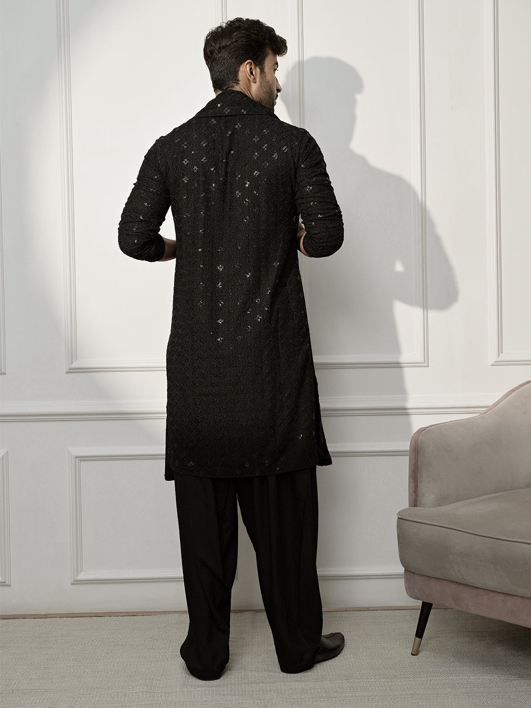 Men Black Embroidered Kurta With Patiala & Dupatta