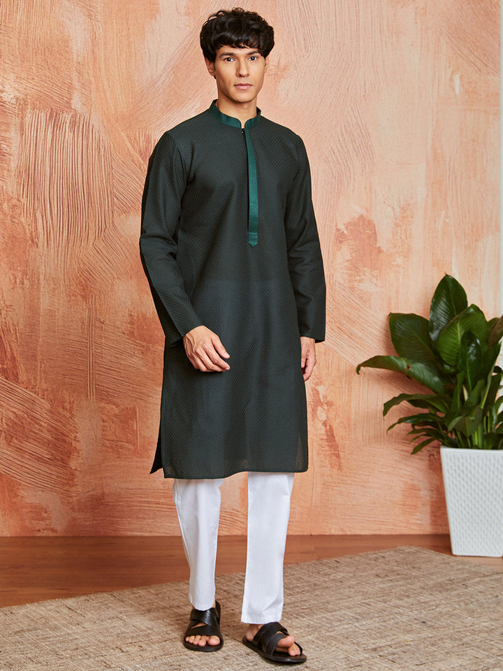 Men's Bottle Green Cotton  Kurta And Pyjama Set