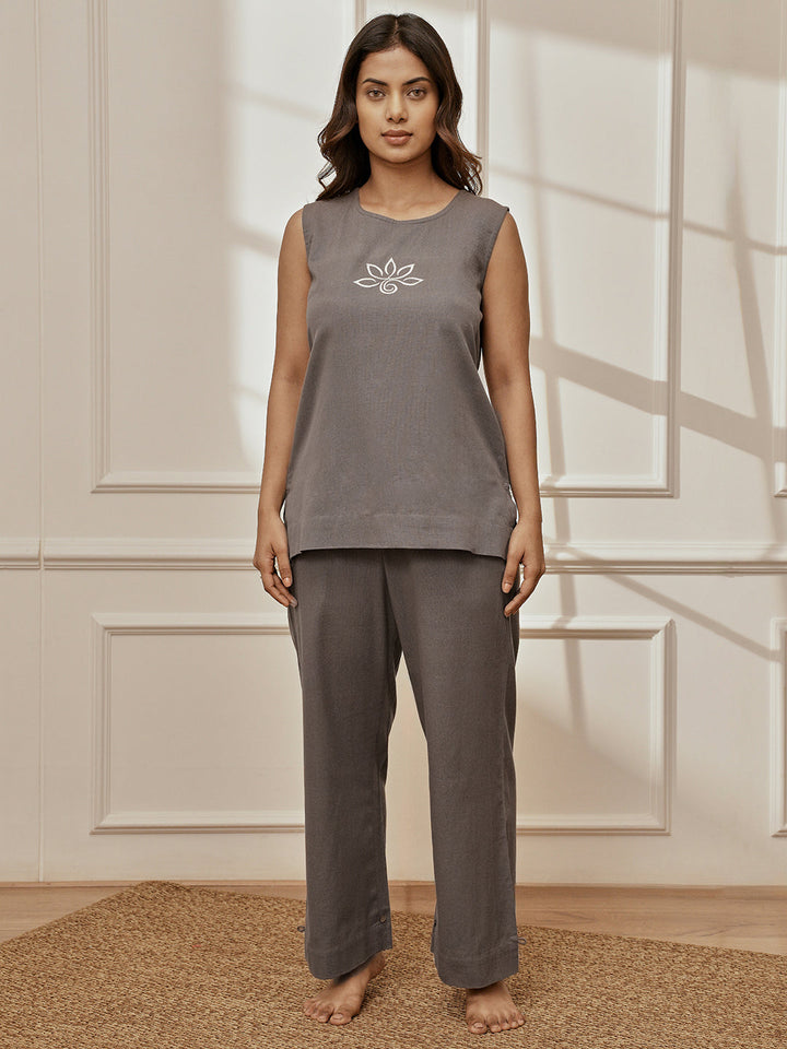 Women's Grey Ethnic Embroidered Yoga Sleeveless Kurta With Straight Pants
