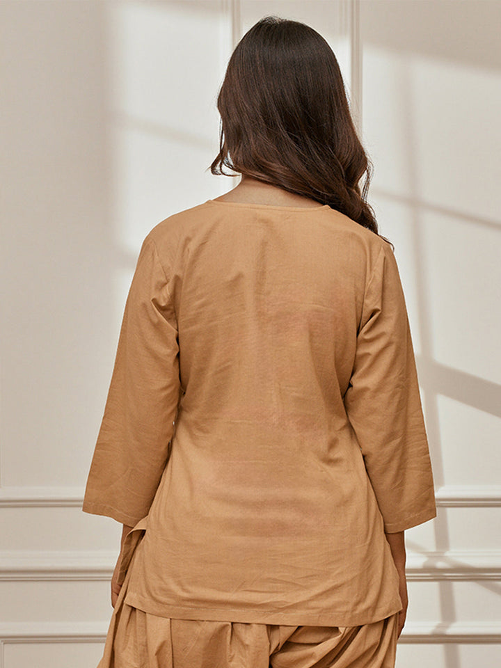 Women's Beige Cambric Cotton Round Neck Yoga Kurta