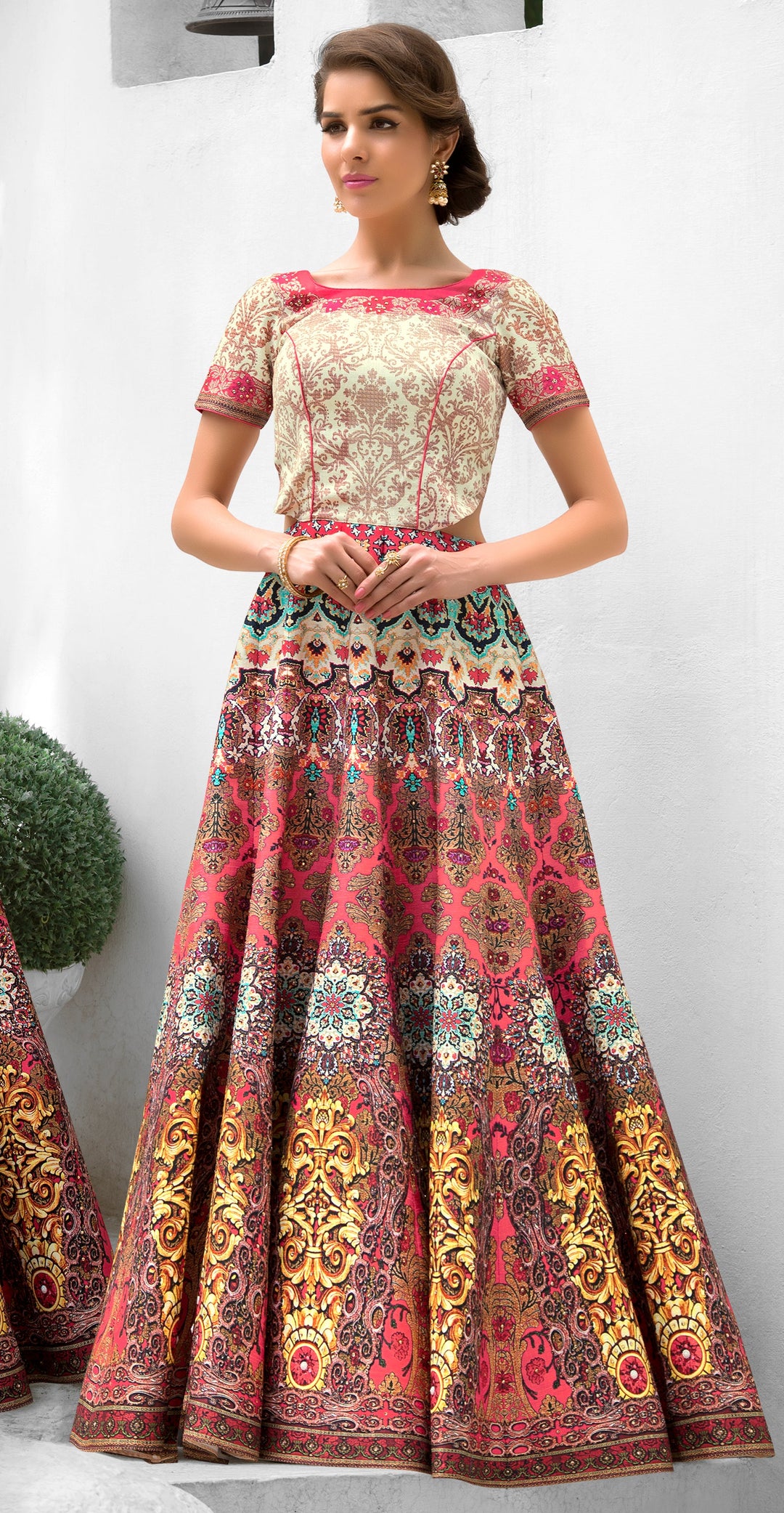 Sustainable Splendor: A Tussar Silk Gown with an Eco-Friendly Touch - qivii