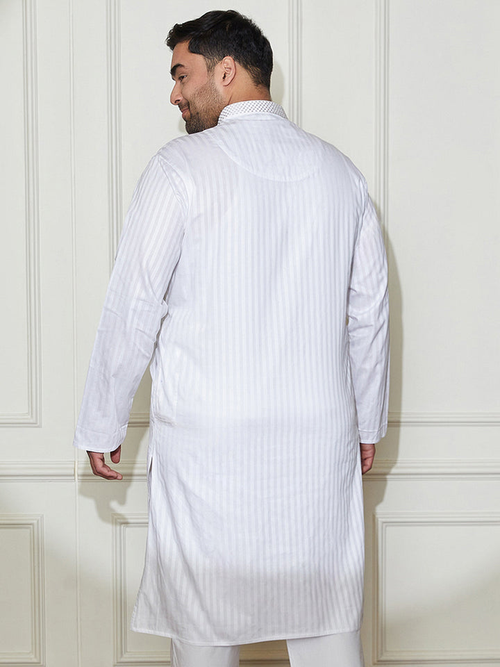 Plus Men's White Cotton Blend Kurta