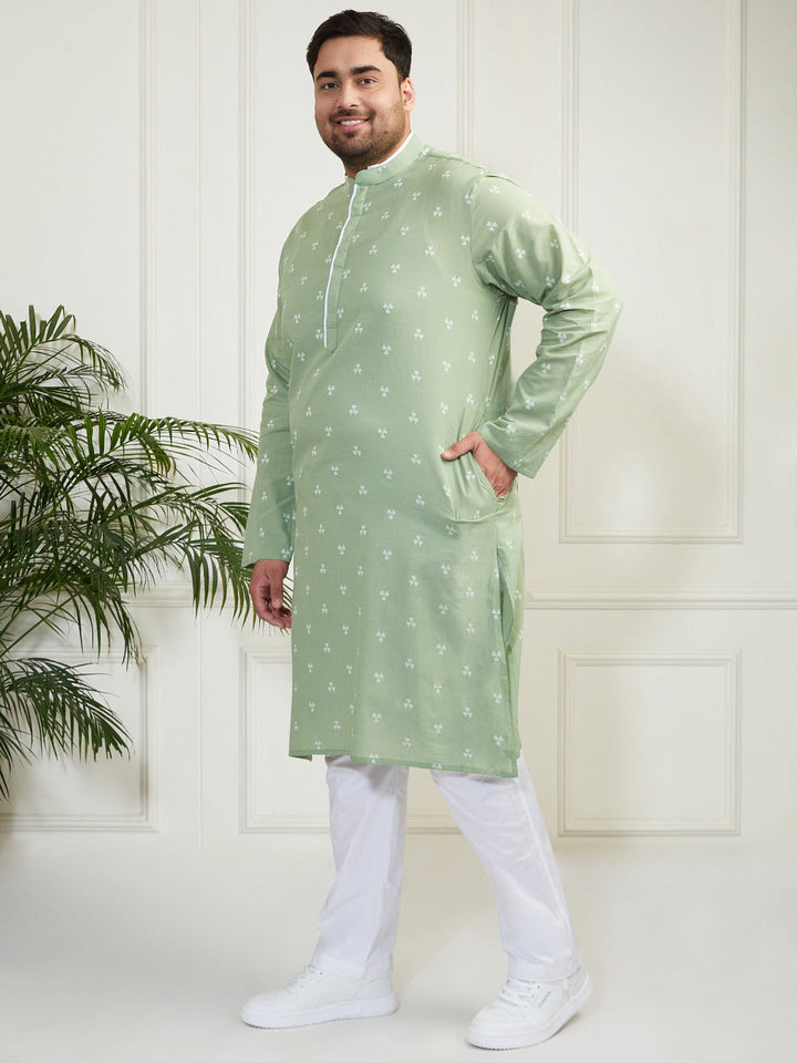 Plus Men's Green And White Cotton Kurta Pyjama Set