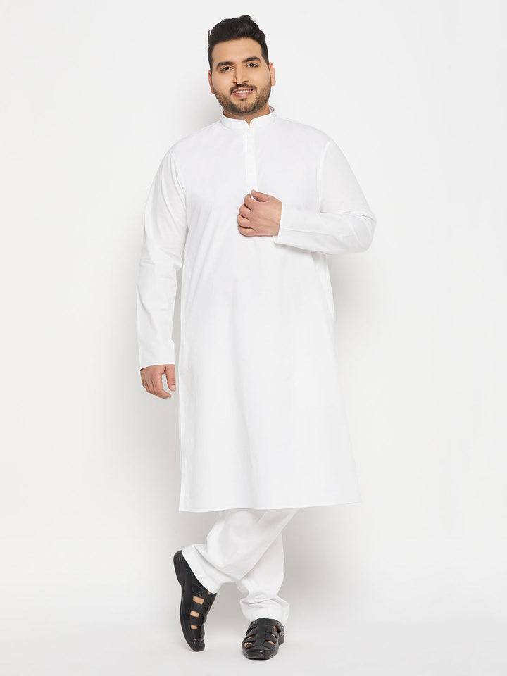 Men's Plus Size White Cotton Blend Kurta And Cotton Pant Style Pyjama Set