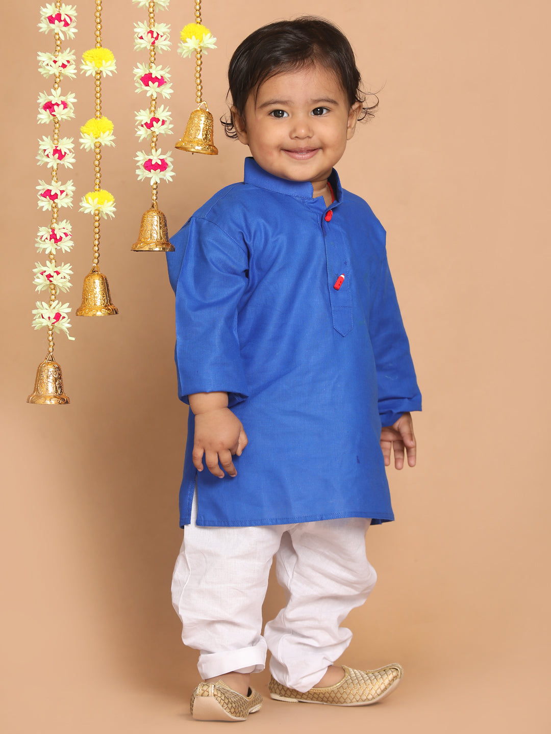 VASTRAMAY Boy's Blue Kurta With White Pyjama Set - qivii