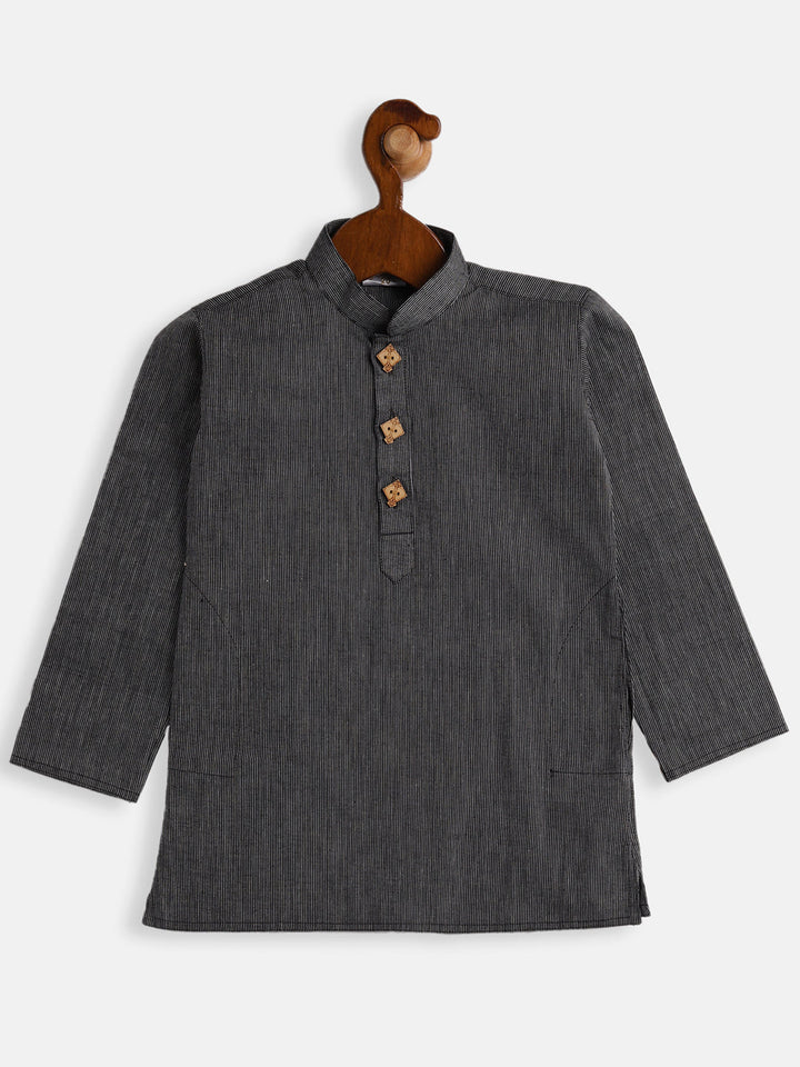 VASTRAMAY Boys Black Pure Cotton Kurta - qivii