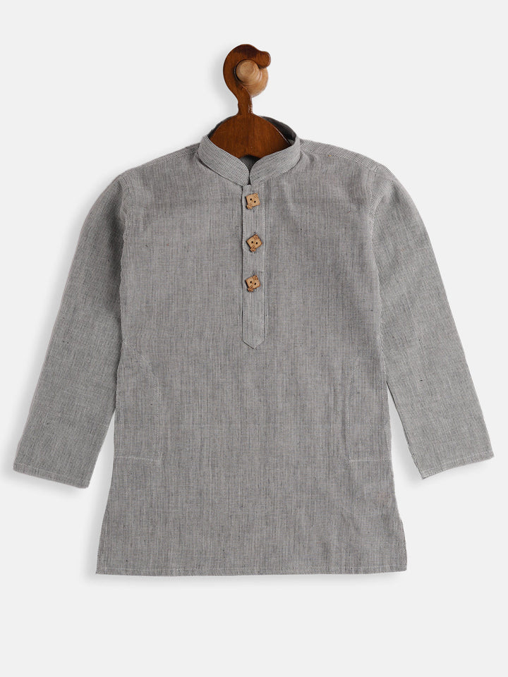 VASTRAMAY Boy's Grey Striped Pure Cotton Kurta - qivii