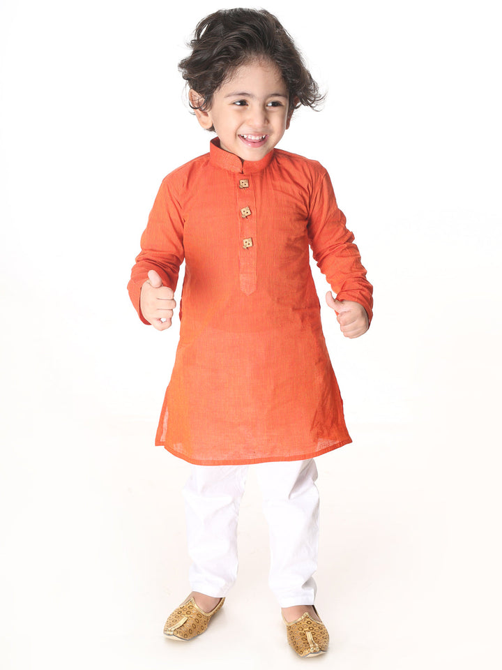 VASTRAMAY Boy's Red Striped Pure Cotton Kurta - qivii