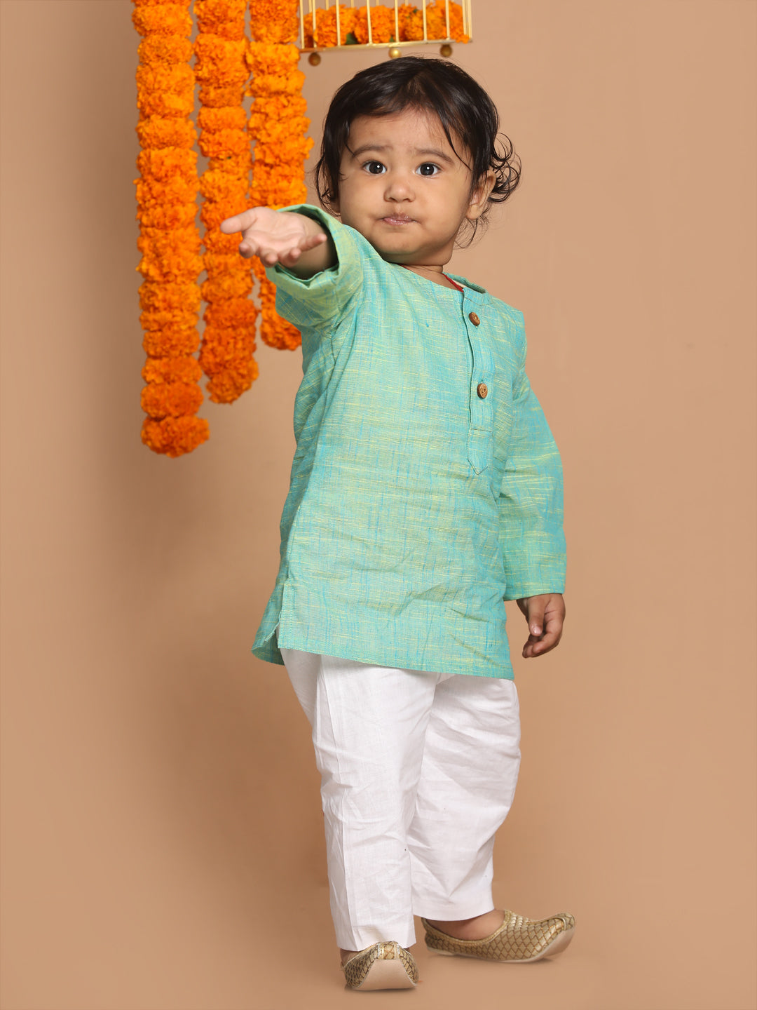 VASTRAMAY Boy's Parrot Green Cotton Kurta and White Pyjama Set - qivii