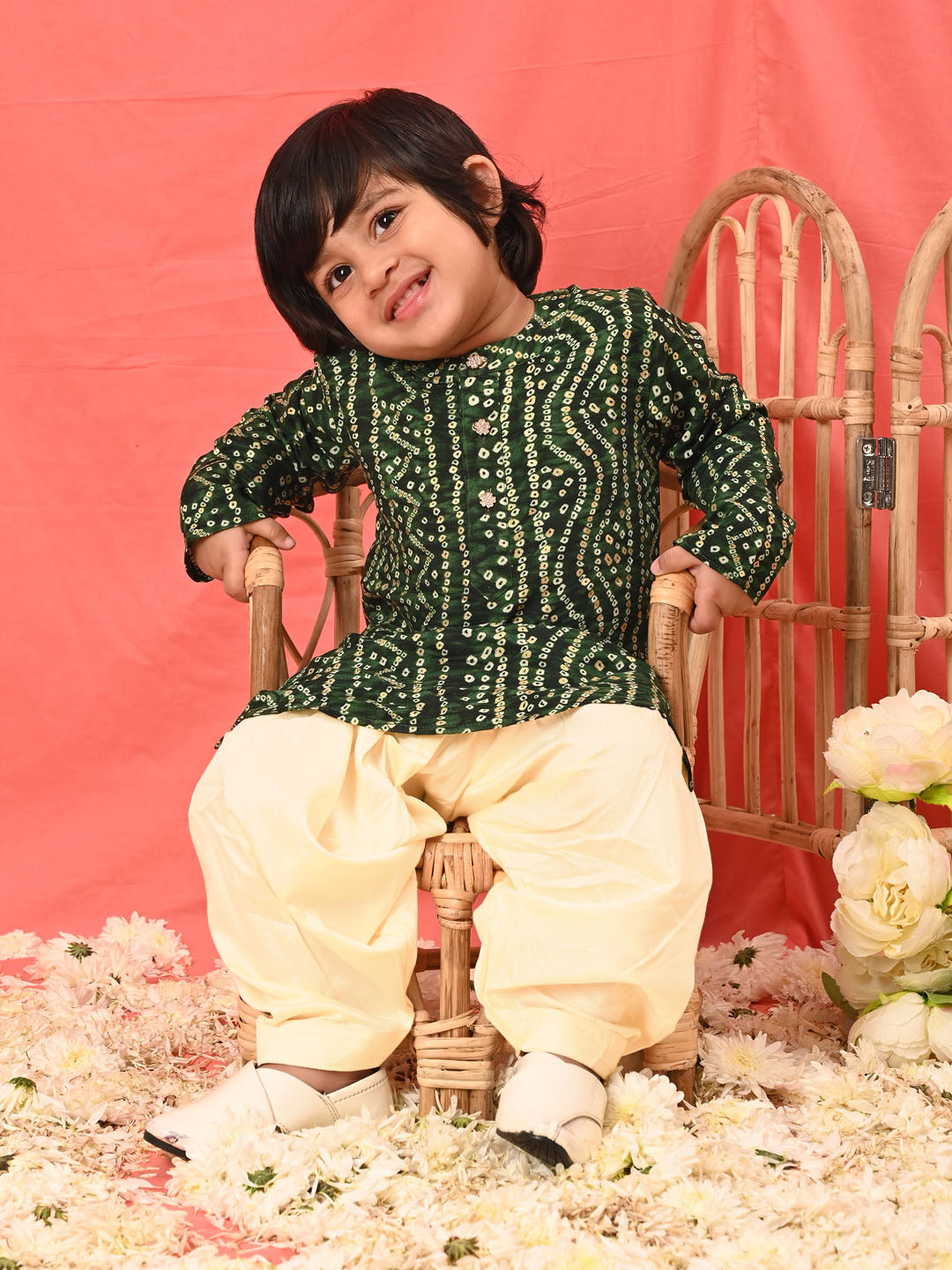 VASTRAMAY SISHU Boys' Green Bandhni Kurta And Patiala Set - qivii