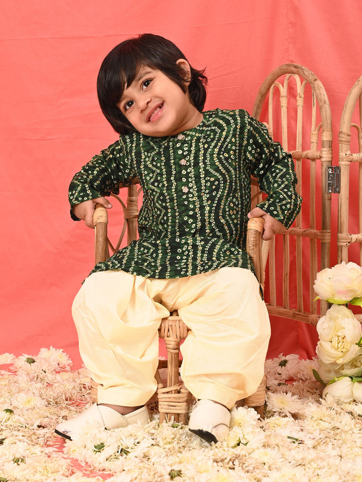 VASTRAMAY SISHU Boys' Green Bandhni Kurta And Patiala Set - qivii