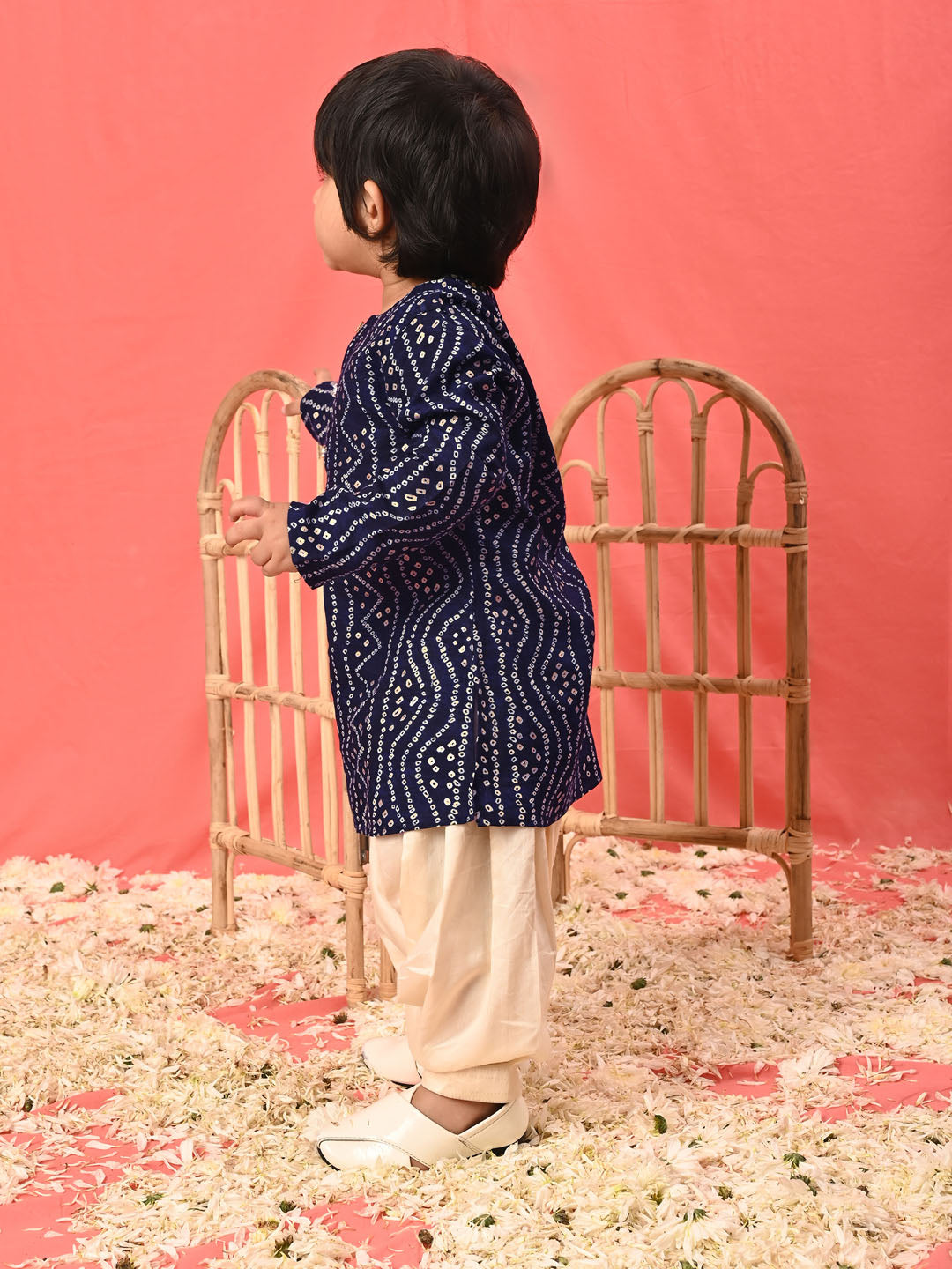 VASTRAMAY Boys' Navy Blue Bandhni Kurta And Patiala Set - qivii