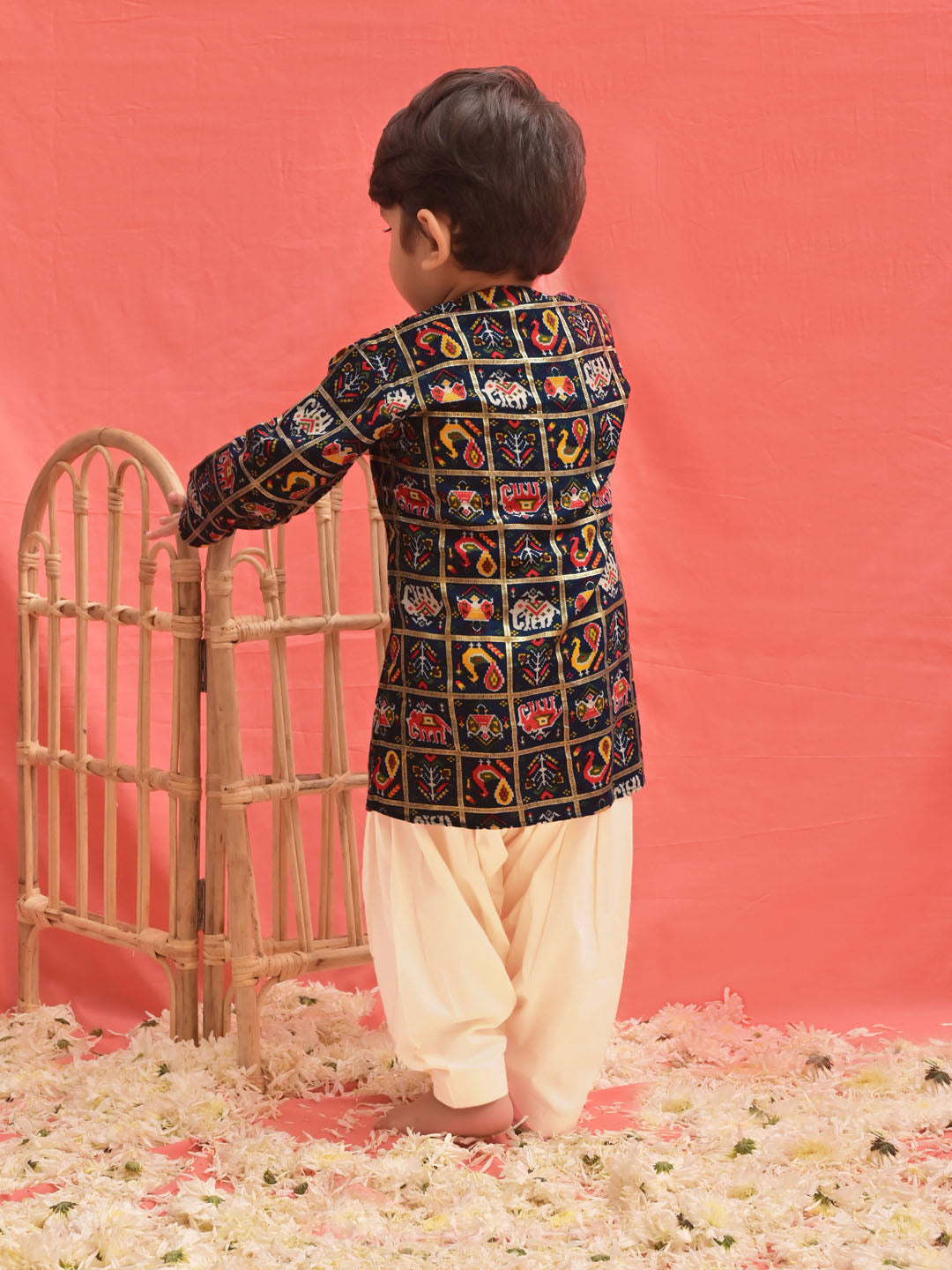 VASTRAMAY SISHU Boys' Blue Patola Print Festive Kurta Pyjama Set - qivii
