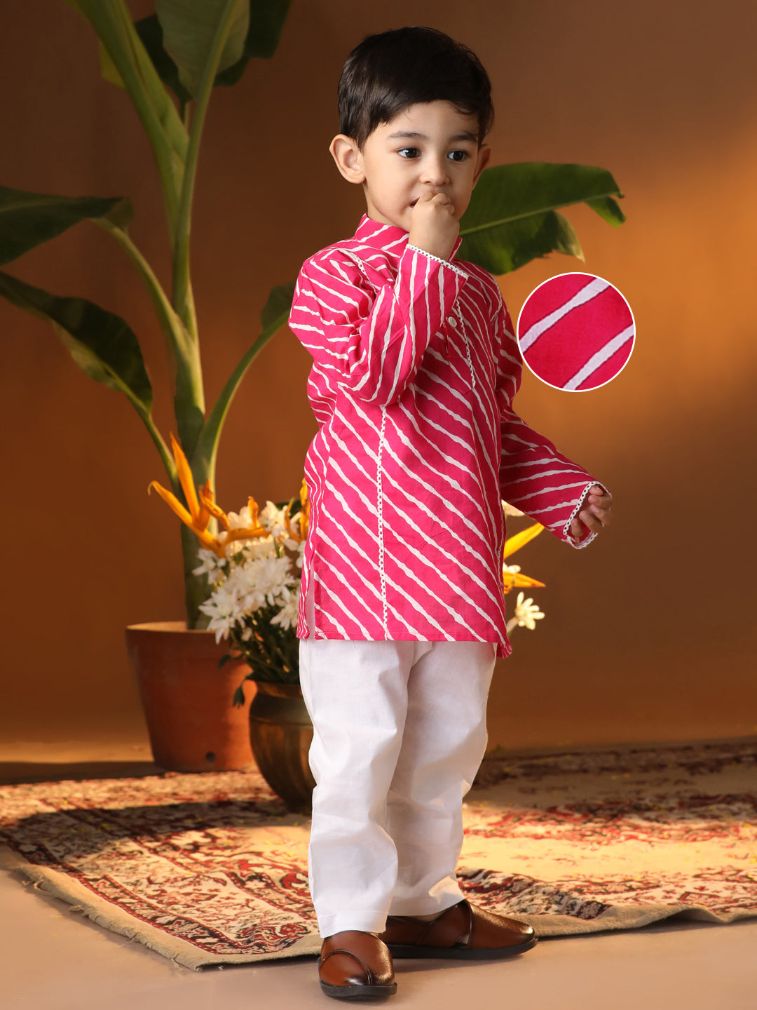 Vastramay Infant Boys Pink And White Cotton Kurta Pyjama Set - qivii