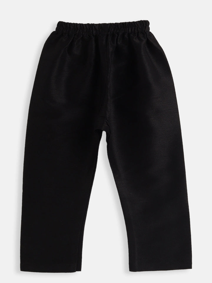 VASTRAMAY Boys Black Silk Blend Kurta Pyjama Set - qivii