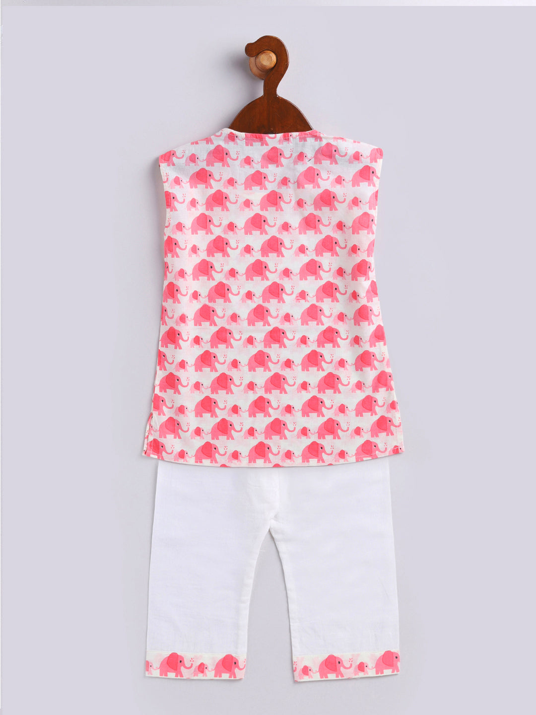 Vastramay Infant Boys Pink Cotton Blend Kurta Pyjama Set - qivii