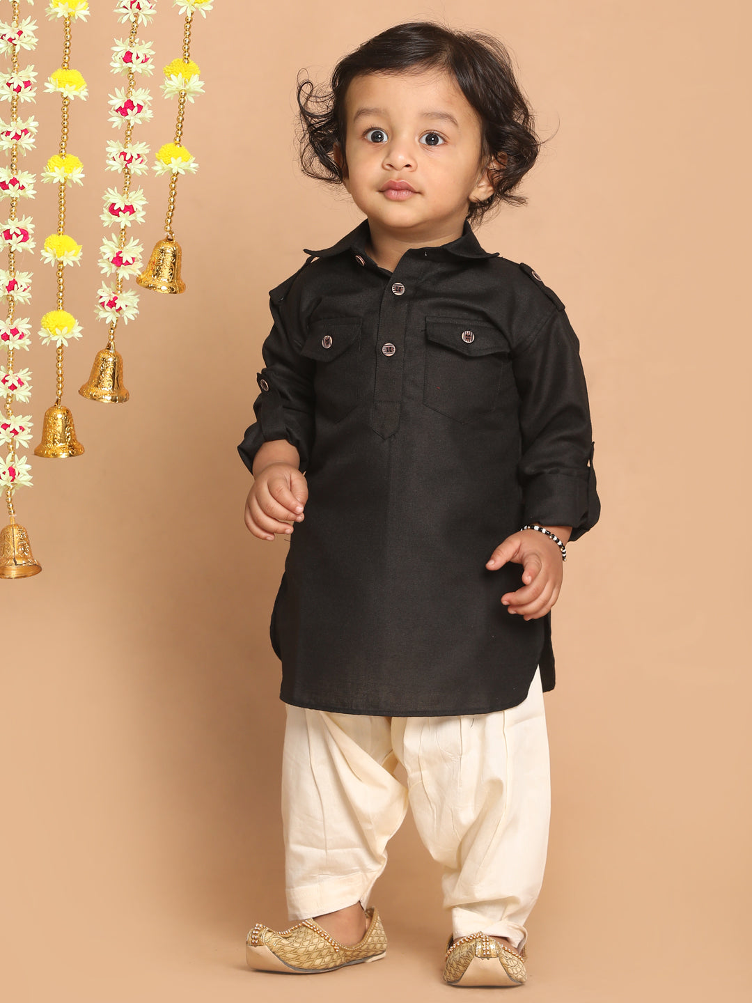 VASTRAMAY Boy's Black Pathani Kurta With Patiala Set - qivii