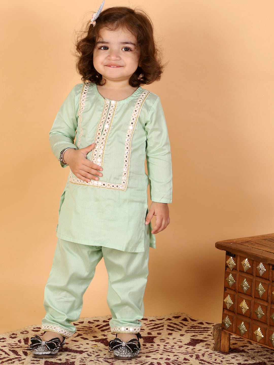 VASTRAMAY SISHU Girls' Mint Green Viscose Kurta And Straight Pant Set - qivii