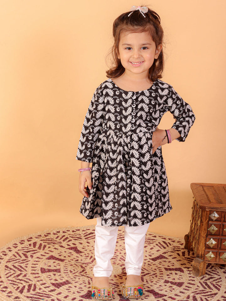 VASTRAMAY SISHU Girl's Black Chikankari Kurta Leggings Set - qivii