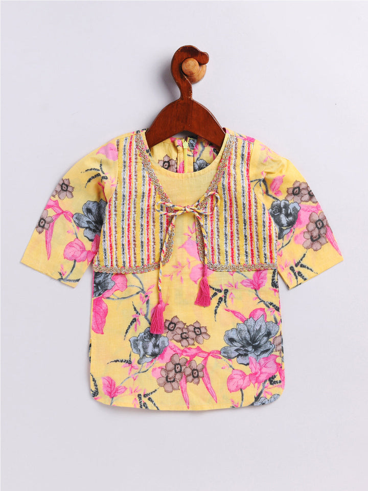 VASTRAMAY Girls' Yellow Kurta And Patiala Set - qivii